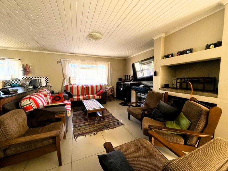 4 Bedroom Property for Sale in Bergzicht Western Cape